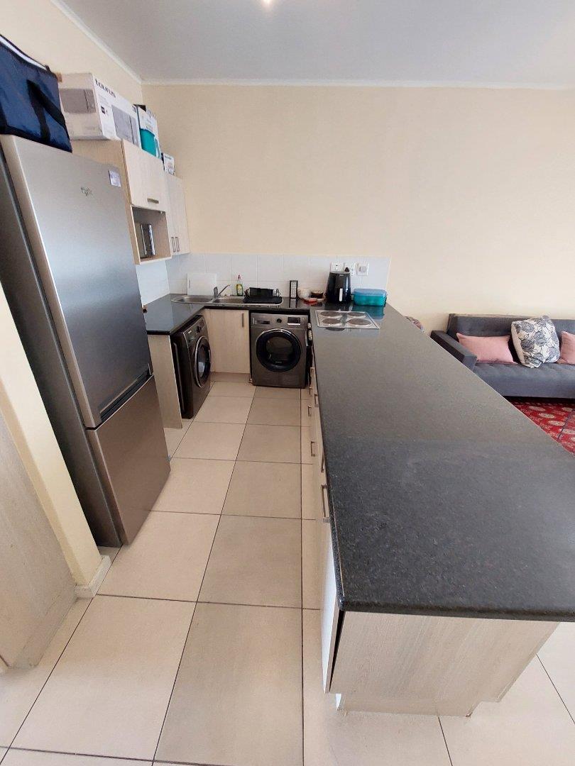 To Let 1 Bedroom Property for Rent in Mowbray Western Cape